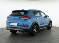 Hyundai Tucson  2.0 CRDi 