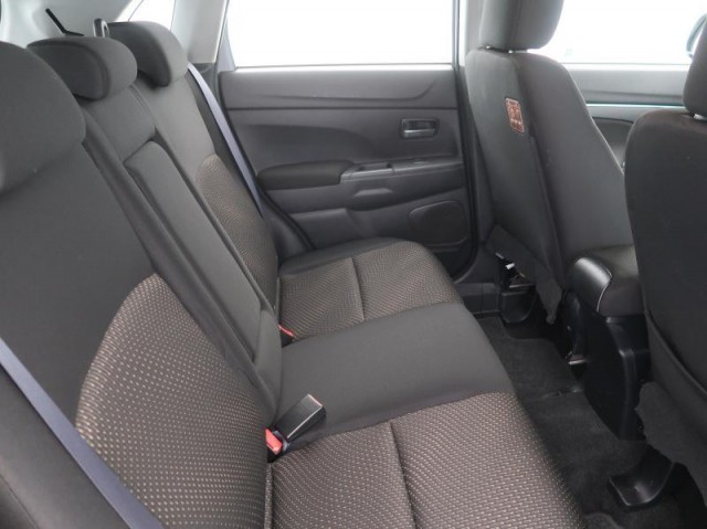 Mitsubishi ASX  1.6 MIVEC Inform