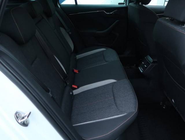 Škoda Kamiq  1.0 TSI Style