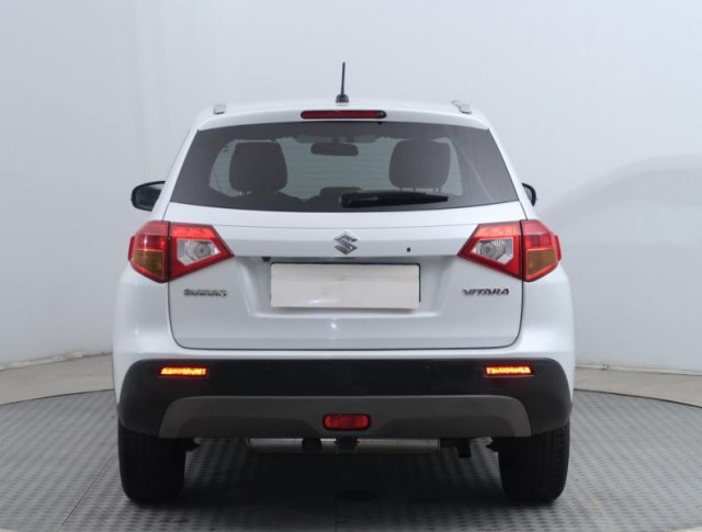 Suzuki Vitara  1.6 VVT Elegance