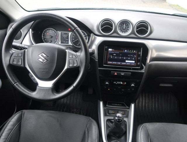 Suzuki Vitara  1.6 VVT Elegance