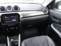 Suzuki Vitara  1.6 VVT Elegance