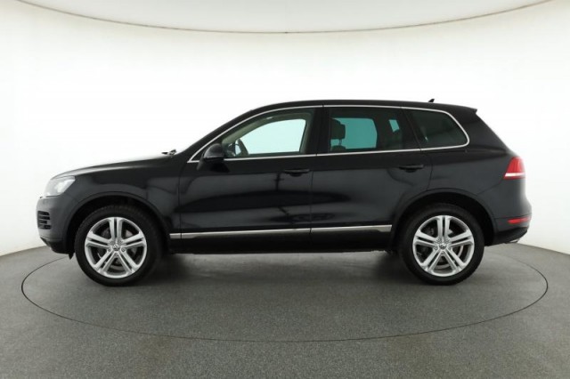 Volkswagen Touareg  3.0 TDI 