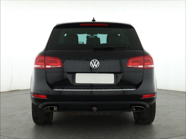 Volkswagen Touareg  3.0 TDI 