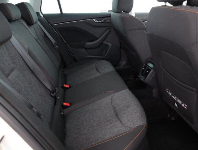 Škoda Kamiq  1.0 TSI 