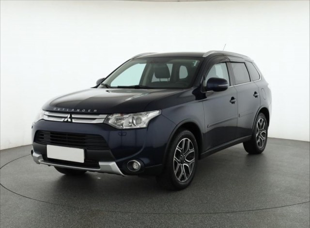 Mitsubishi Outlander  2.2 DI-D 