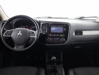 Mitsubishi Outlander  2.2 DI-D 
