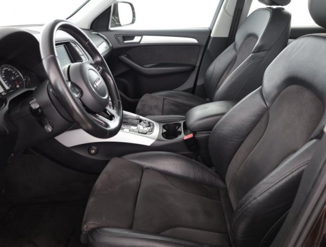 Audi Q5  3.0 TDI 