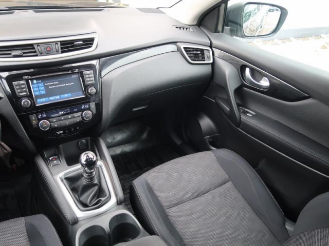 Nissan Qashqai  1.2 DIG-T Acenta