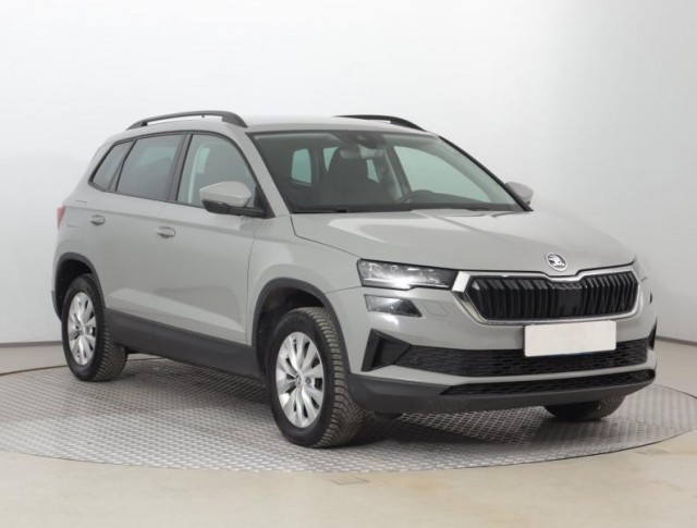 Škoda Karoq  1.5 TSI Fresh