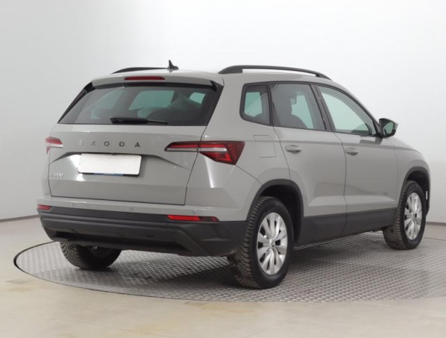 Škoda Karoq  1.5 TSI Fresh