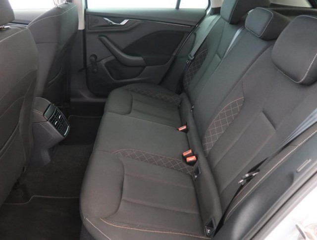 Škoda Kamiq  1.0 TSI 