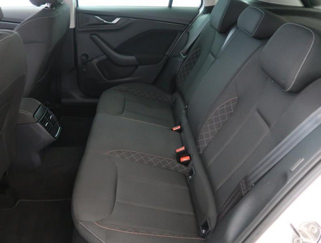 Škoda Kamiq  1.0 TSI 