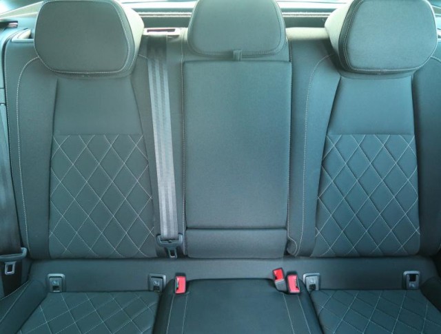 Škoda Karoq  1.5 TSI Sportline