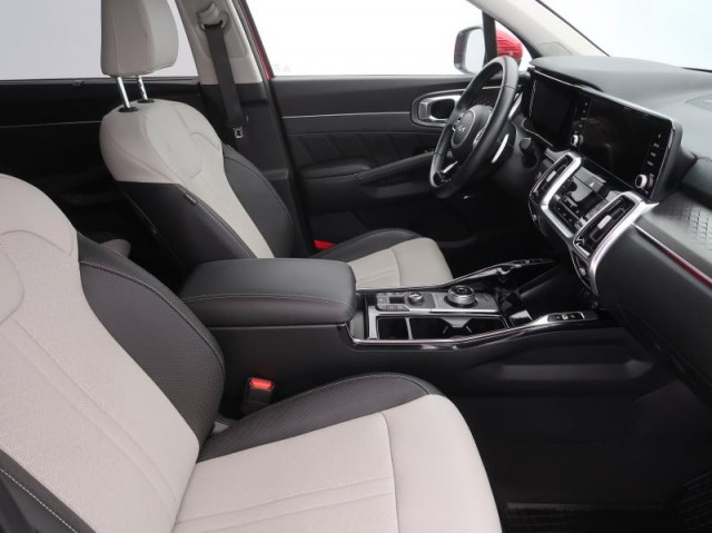 Kia Sorento  2.2 CRDi 