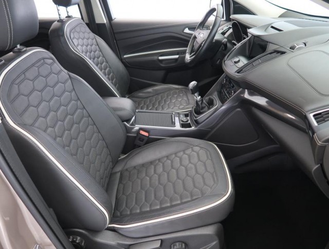 Ford Kuga  2.0 TDCi Vignale