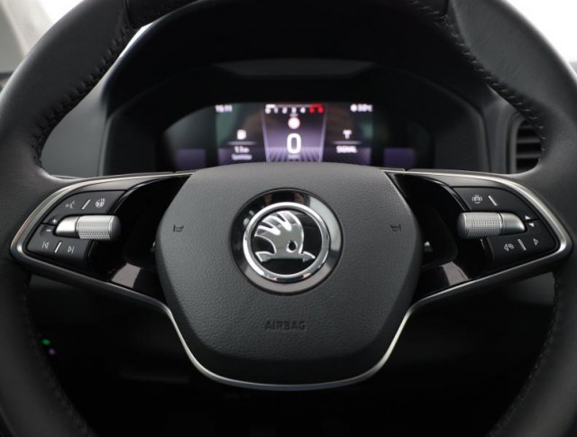 Škoda Karoq  1.5 TSI Fresh