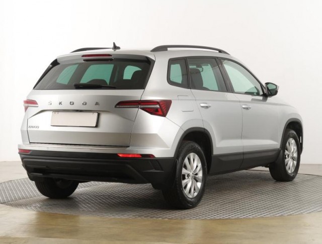 Škoda Karoq  1.0 TSI Ambition