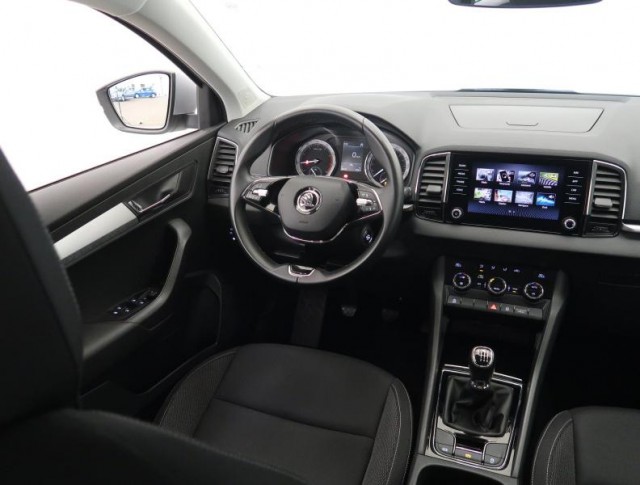 Škoda Karoq  1.0 TSI Ambition