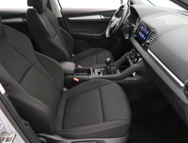 Škoda Karoq  1.0 TSI Ambition