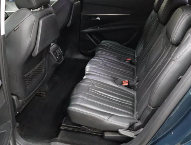 Peugeot 5008  1.5 BlueHDi 