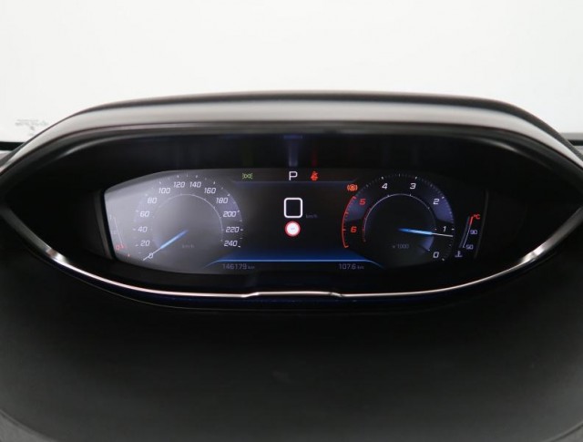 Peugeot 3008  1.5 BlueHDi Active Pack