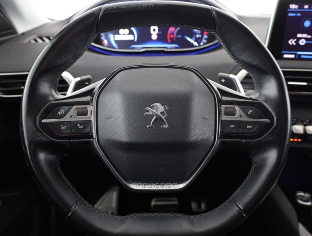 Peugeot 3008  1.2 PureTech 