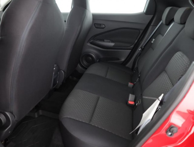 Nissan Juke  1.0 DIG-T 