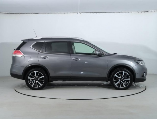 Nissan X-Trail  2.0 dCi 