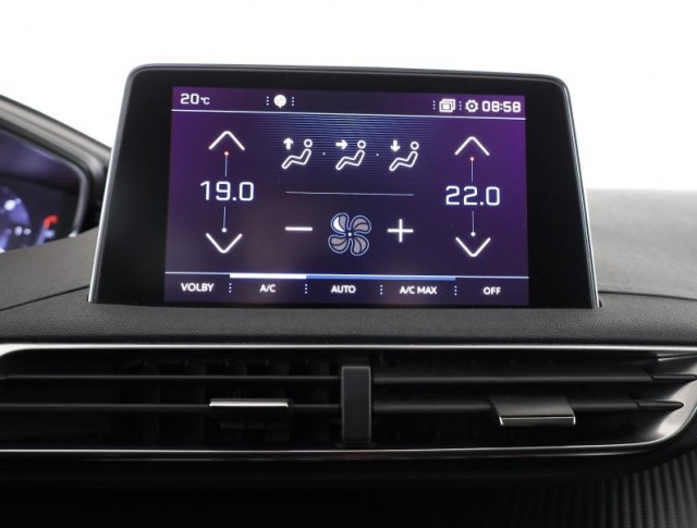 Peugeot 3008  1.5 BlueHDi 