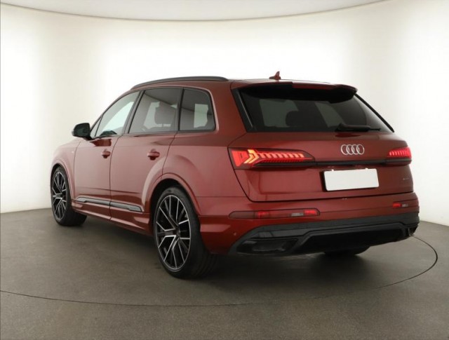 Audi Q7  55 TFSI S-Line
