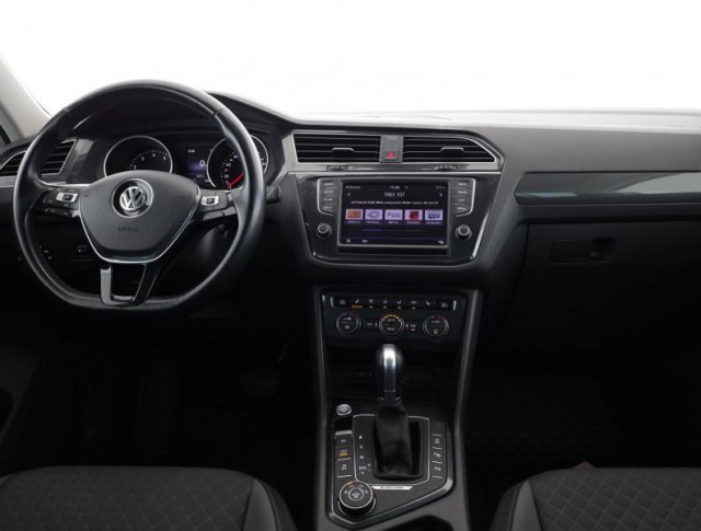 Volkswagen Tiguan  2.0 TSI Comfortline