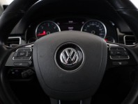 Volkswagen Touareg  3.0 TDI 
