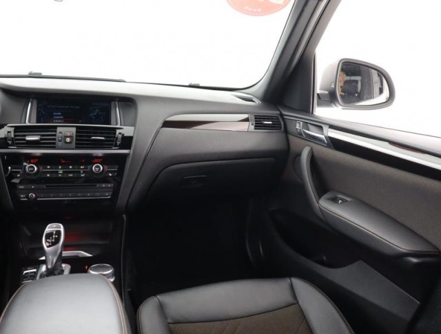 BMW X3  xDrive30d xLine