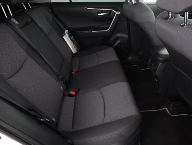 Toyota RAV 4  2.5 Hybrid 