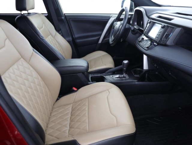 Toyota RAV 4  2.5 Hybrid 