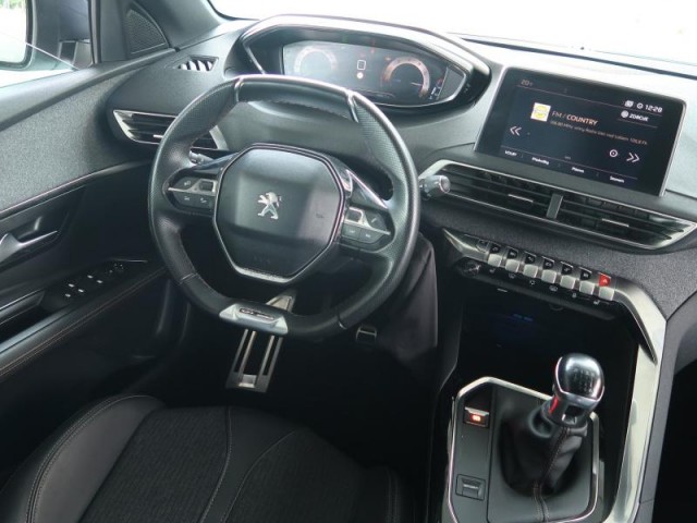 Peugeot 3008  1.2 PureTech GT Line