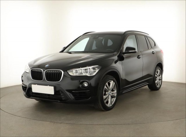 BMW X1  sDrive18i 