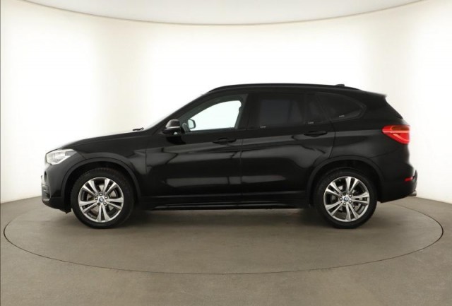 BMW X1  sDrive18i 