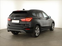 BMW X1  sDrive18i 