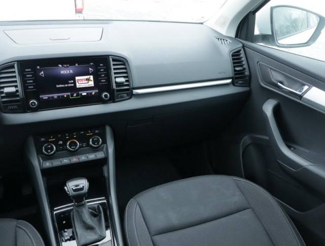 Škoda Karoq  1.5 TSI Fresh