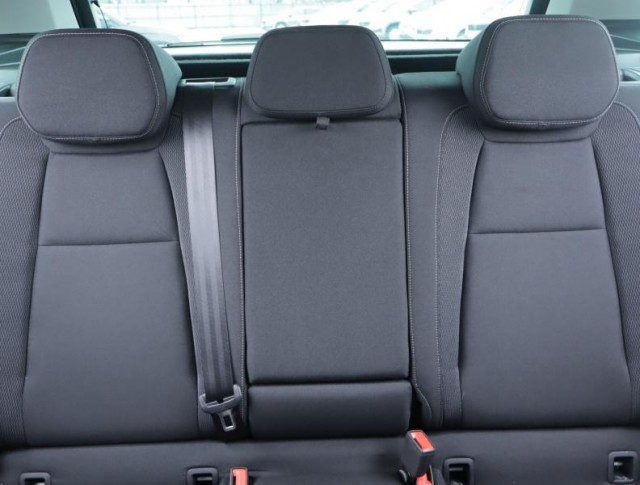 Škoda Karoq  1.5 TSI Fresh