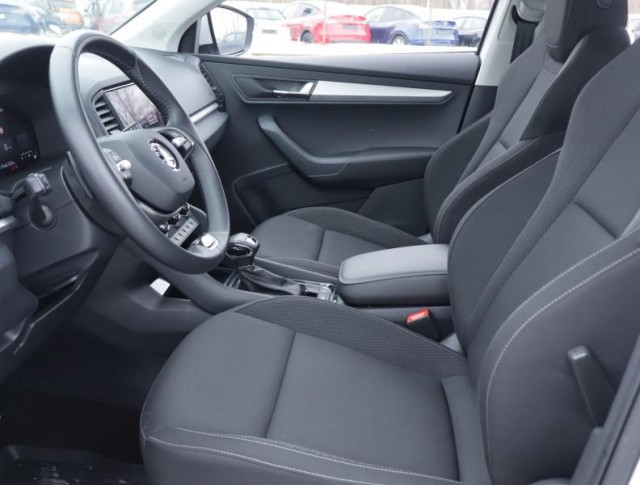 Škoda Karoq  1.5 TSI Fresh