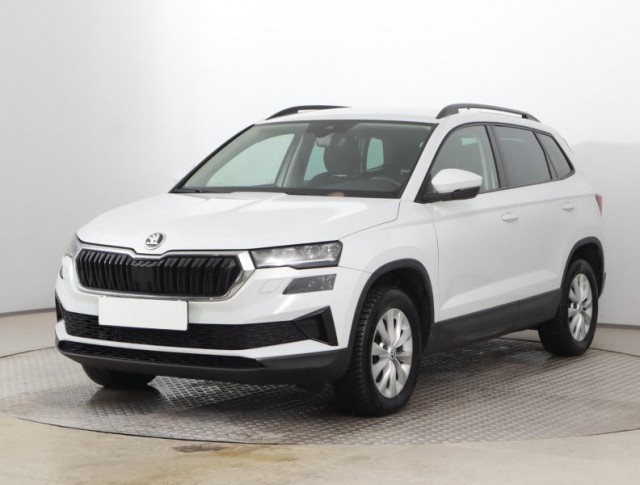Škoda Karoq  1.5 TSI Fresh