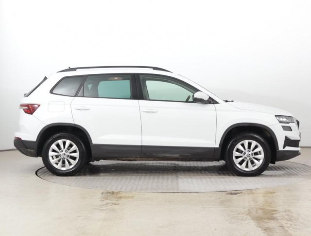 Škoda Karoq  1.5 TSI Fresh