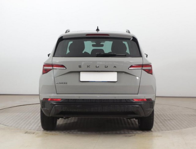 Škoda Karoq  1.5 TSI Fresh