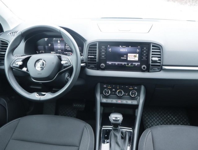 Škoda Karoq  1.5 TSI Fresh