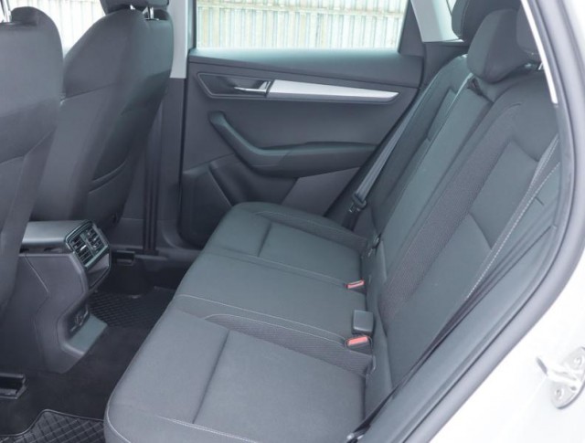 Škoda Karoq  1.5 TSI Fresh