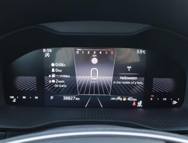 Škoda Karoq  1.5 TSI Fresh