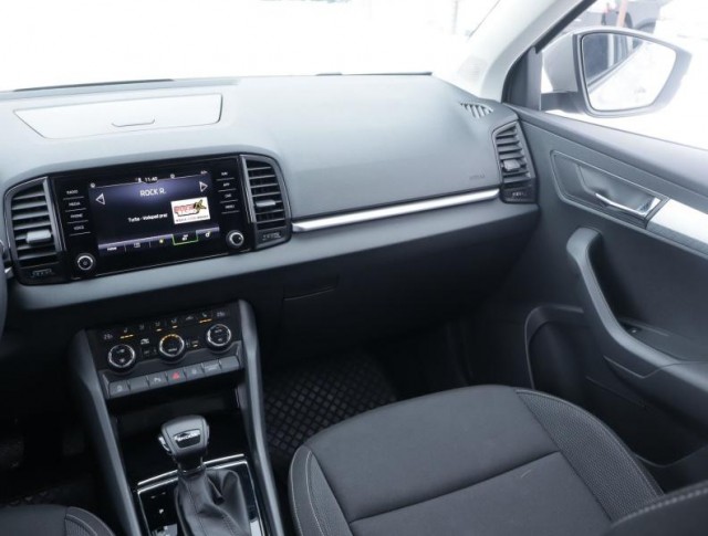 Škoda Karoq  1.5 TSI Fresh